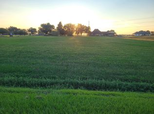 3 Col Van St, Raceland, LA 70394