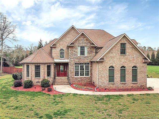 1st image of 8008 Fletcher Ct