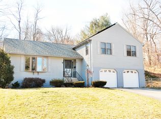 9 Kingsdale St, Worcester, MA 01606
