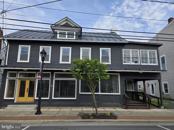 9363 N Congress St, New Market, VA 22844