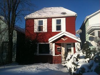 1st image of 131 E Harvey St