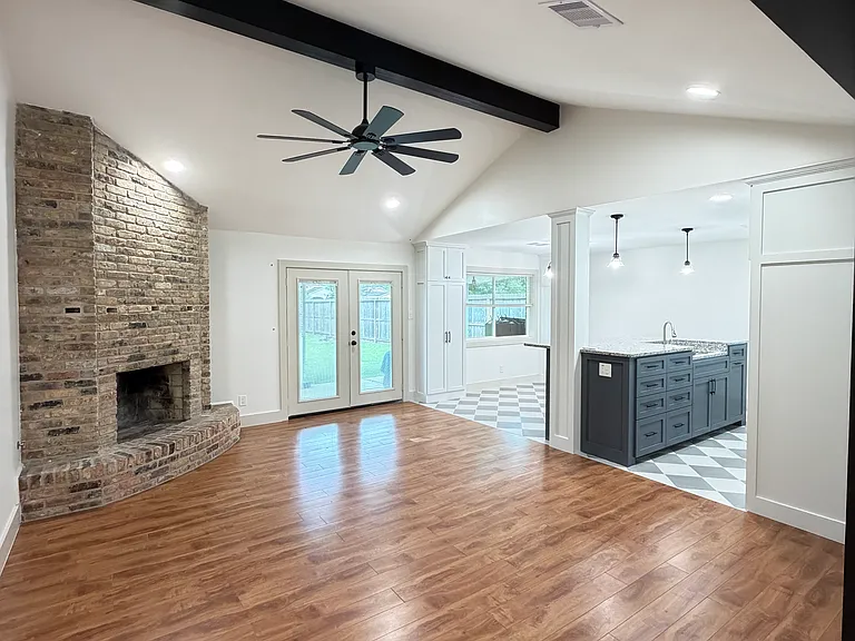 7007 Pine Grove Dr — Photo 4