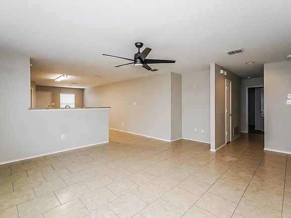 4th image of 1453 Castle Ridge Rd