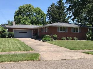 719 Evergreen Dr, Dover, OH 44622