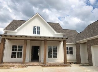 103 Lake Bnd, Madison, MS 39110