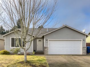 1735 Salmon River St NW, Salem, OR 97304