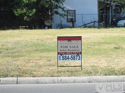 1st image of 922 Vickers Ave