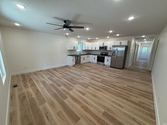5th image of 515 College Ave