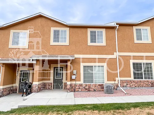 7661 Silver Larch Point Photo 1