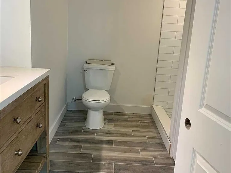 16 Belvedere Blvd — Photo 10