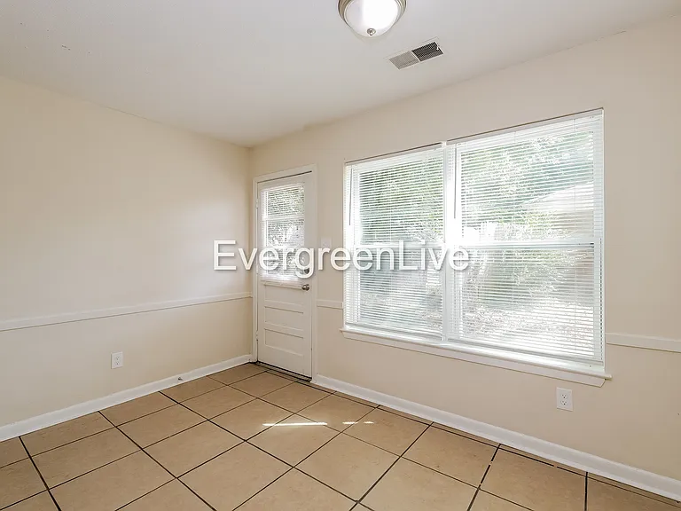 4084 Silverleaf Rd — Photo 14