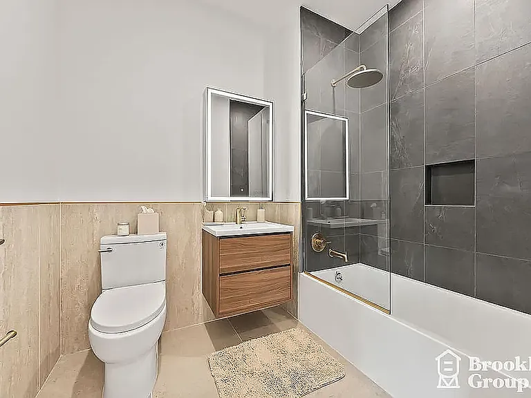 556 Baltic St #502 — Photo 6