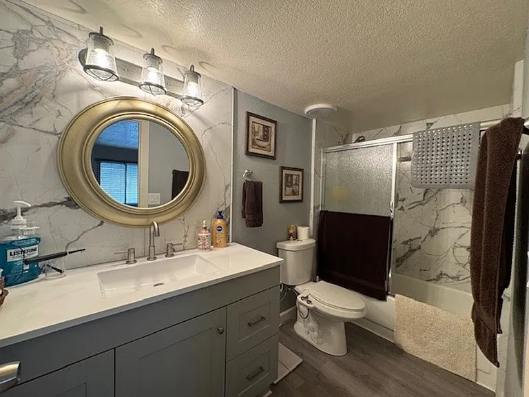 1800 Clubhouse Dr #28 — Photo 17