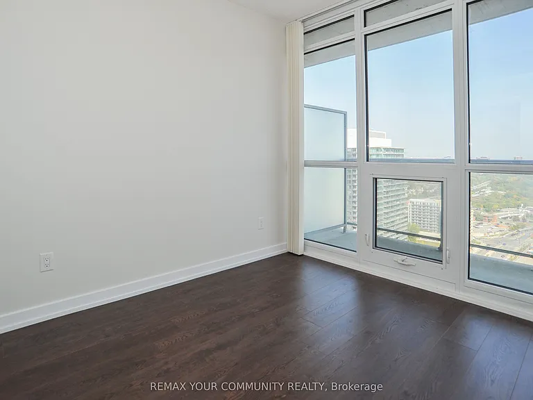121 McMahon Dr #3003 — Photo 5