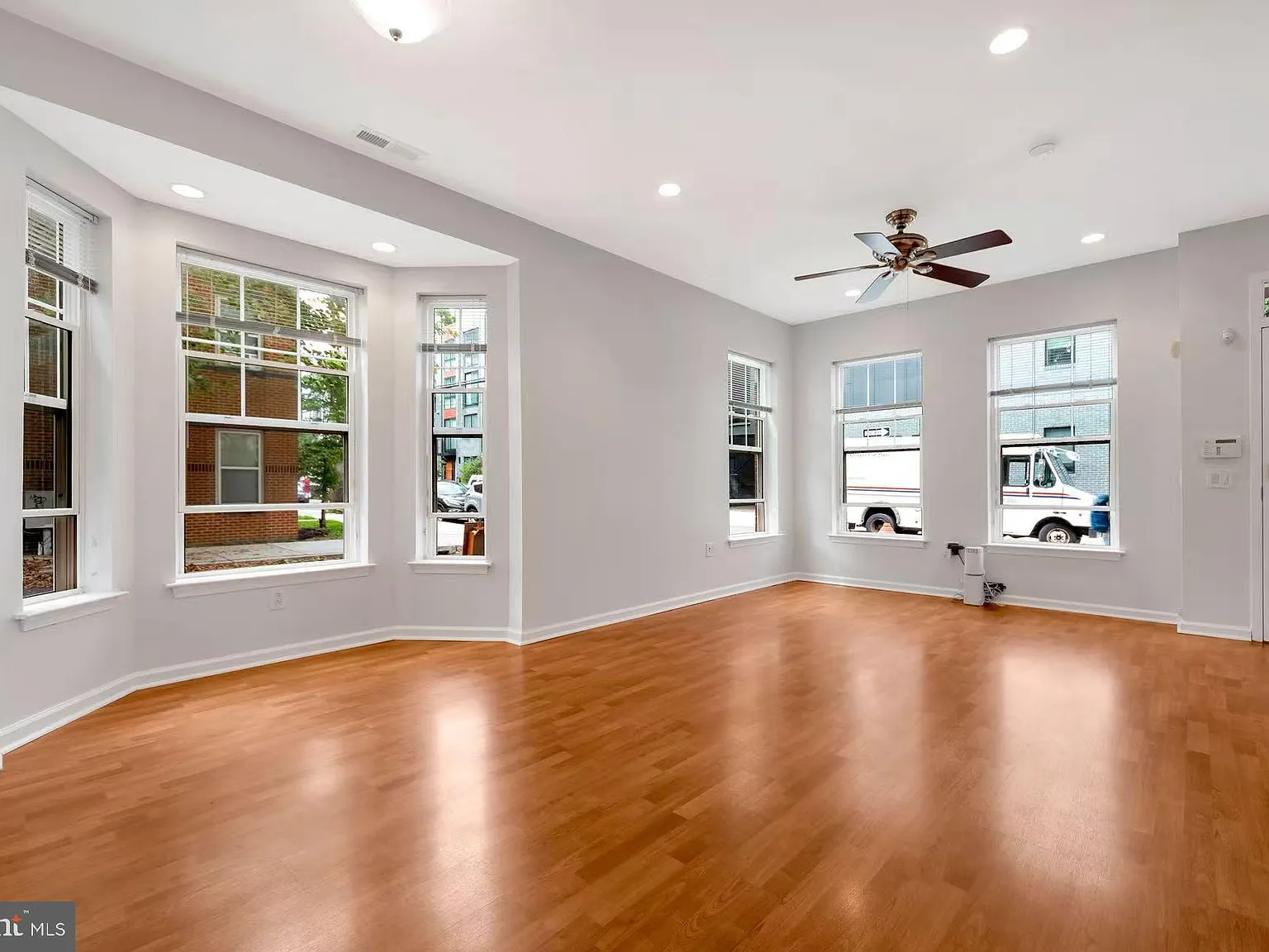 4 bed, 3.0 bath, 1800 sqft, $3,600 — Photo 1