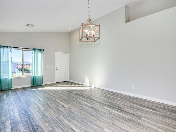5th image of 11816 W Virginia Ave