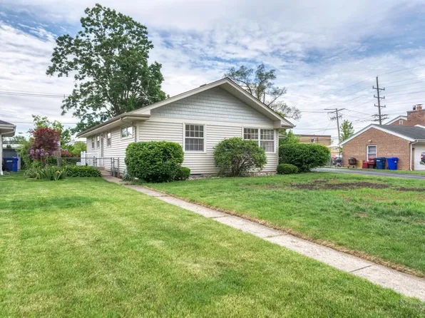 1408 E Evergreen St, Wheaton, IL 60187