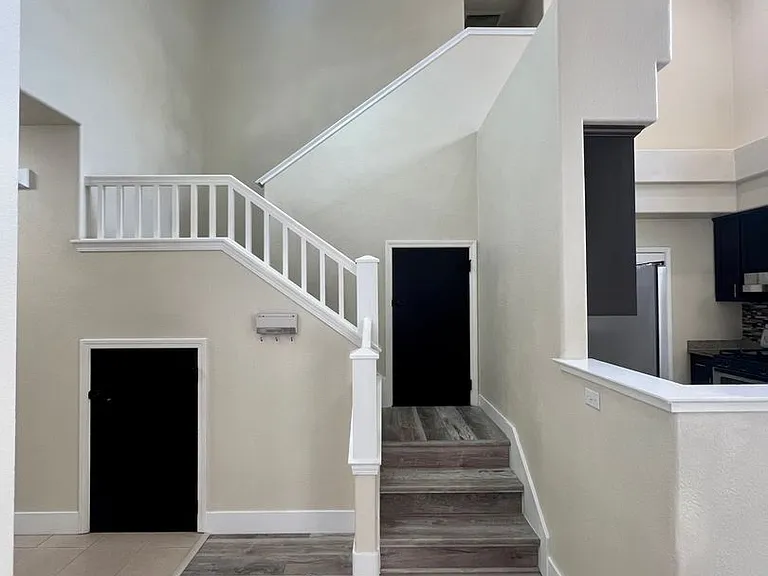 2749 Marlow Ct — Photo 12