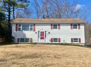 136 Stadley Rough Rd, Danbury, CT 06811