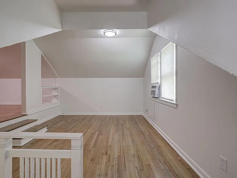 821 NW 48th St — Photo 26