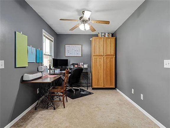 4th image of 502 N 2nd St