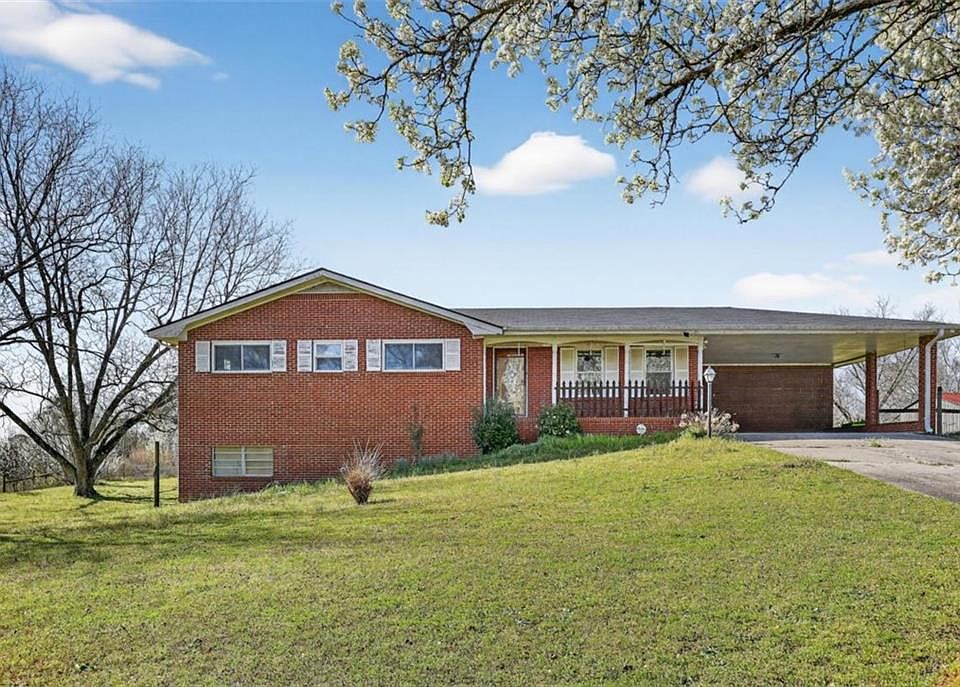 1st image of 2324 Wilson Rd NW