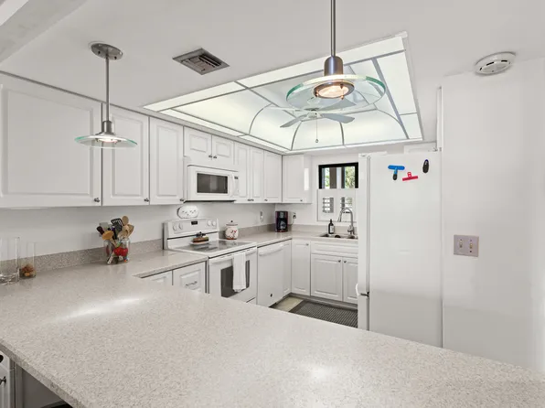 4210 Steamboat Bnd APT 304, Fort Myers, FL 33919