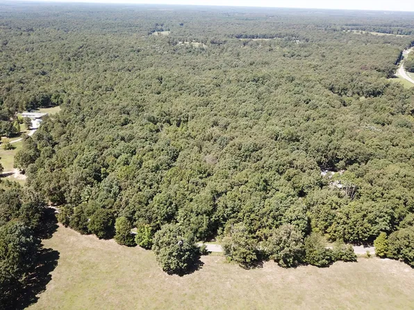 142 Peters Rd, Summertown, TN 38483