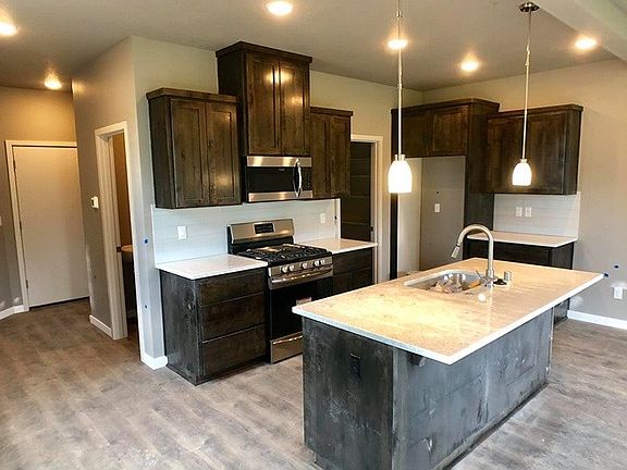 2nd image of 8703 NE 43rd Pl