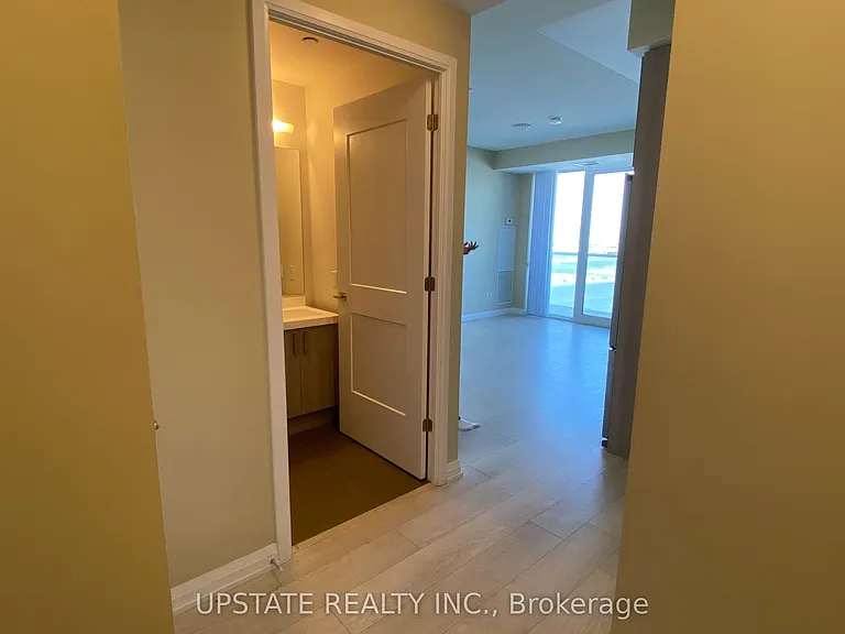7895 Jane St #713 — Photo 8
