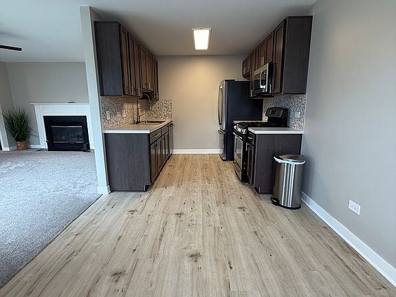 4th image of 673 Thorntree Ct APT D2
