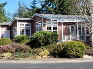629 Glenbrook Cir, Florence, OR 97439