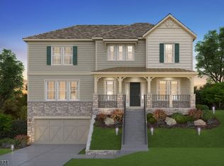 24 Hilltop Dr, Cedar Grove, NJ 07009