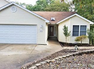 5596 Lakeview Cir, Osage Beach, MO 65065