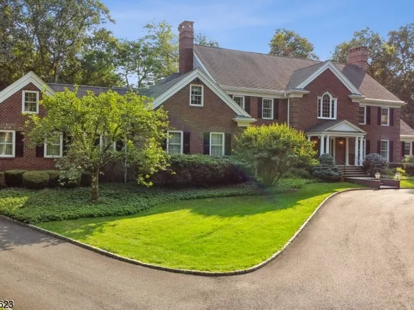5 Oak Forest Ln, Mendham Boro, NJ 07945