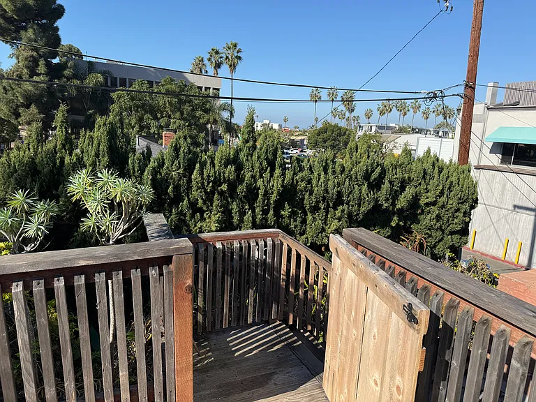 8040 La Jolla Shores Dr #E — Photo 8