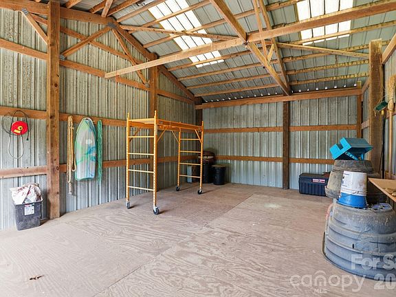 38th image of 855 Edmiston Rd