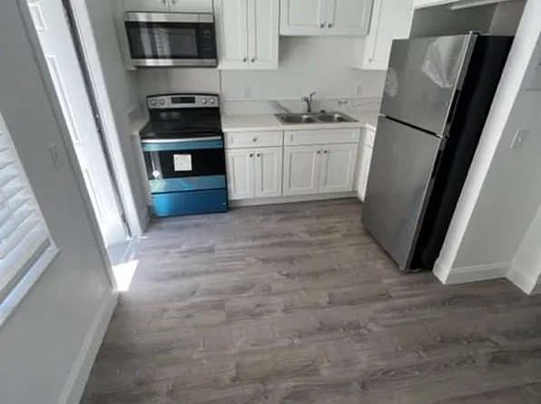 1737 Liberty St, Hollywood, FL