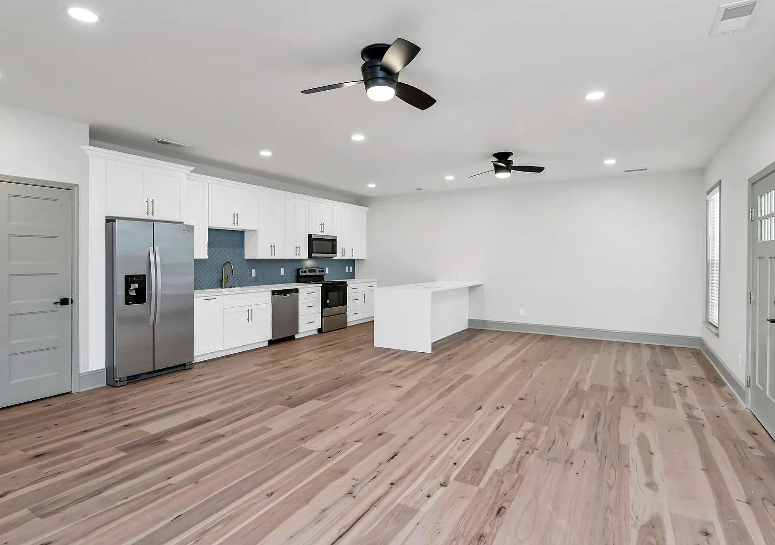 1500 Barnwell St — Photo 3