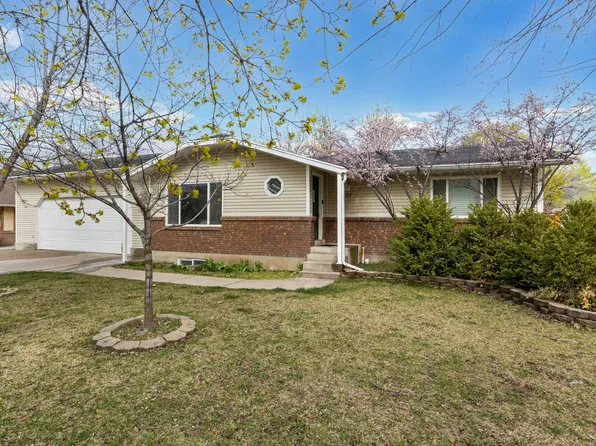 151 S 400 E, Hyrum, UT 84319