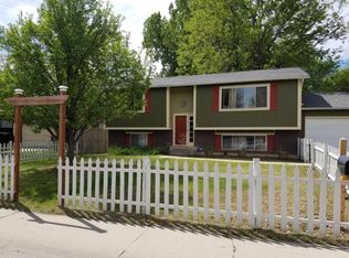 719 Wagonwheel Dr, Fort Collins, CO 80526