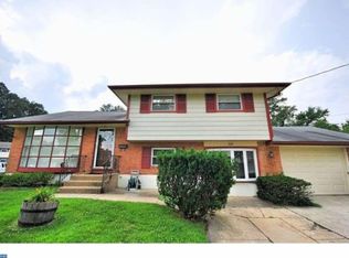 208 Downing Rd, Somerdale, NJ 08083