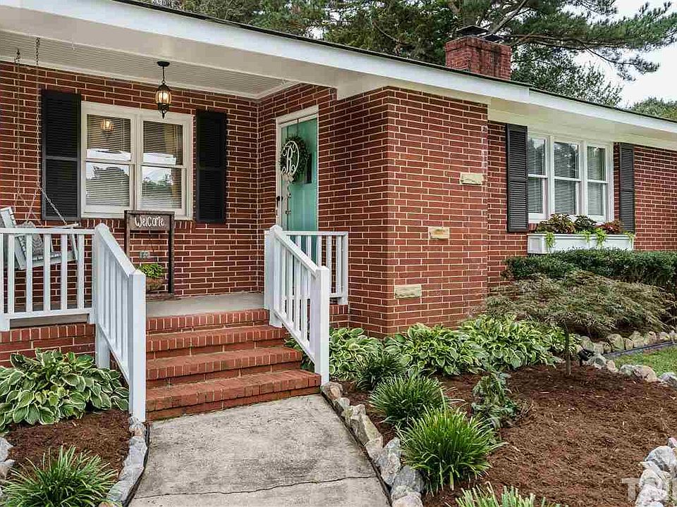 221 W Franklin St, Zebulon, NC 27597 Zillow