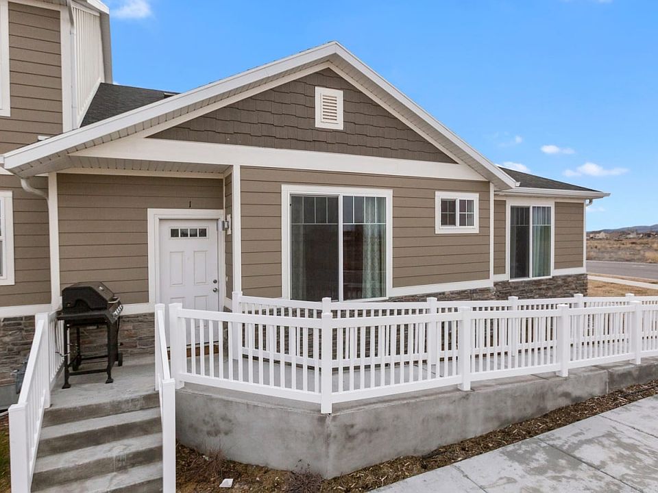 1st image of 1754 E Skyline Dr #K1