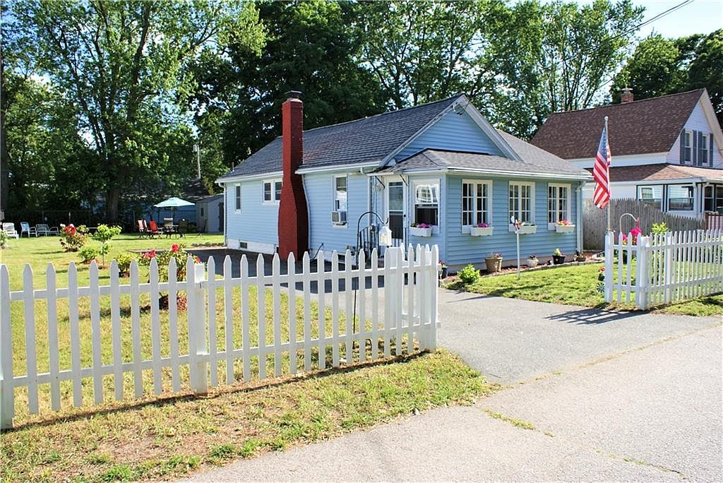 120 Coburn St, Warwick, RI 02889 Zillow