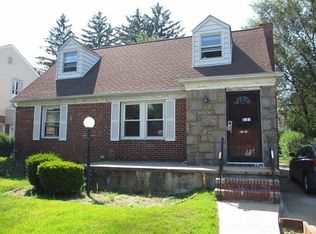11538 232nd St, Cambria Heights, NY 11411