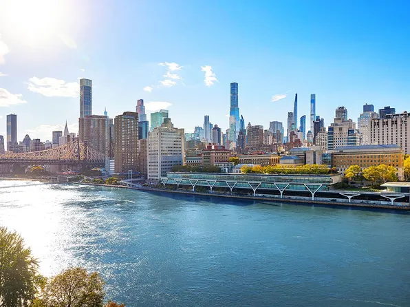 555 Main St Unit 1204, New York, NY 10044