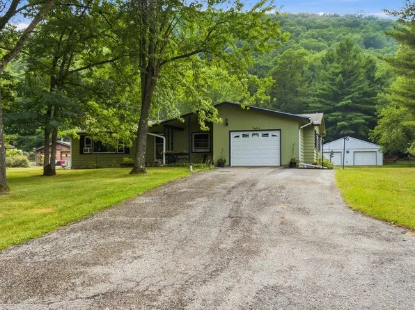 1877 State Highway 13, Friendship, WI 53934
