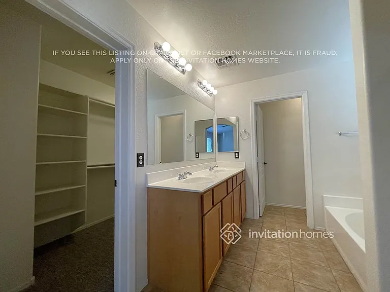 24902 W Wayland Dr — Photo 11