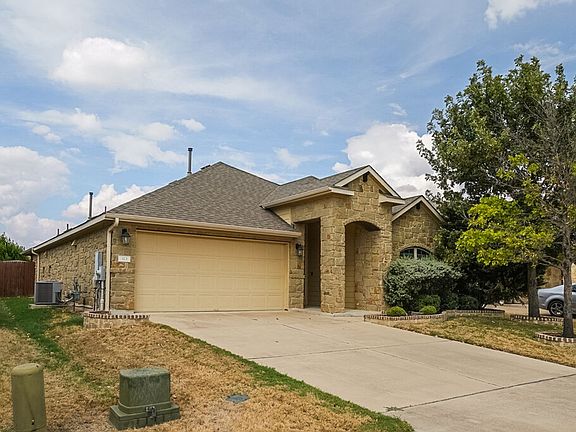 2nd image of 313 Longhorn Cavern Rd